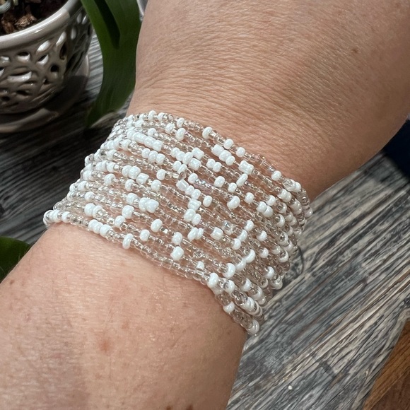 Jewelry - Tribal Art Glass Bead Bracelet